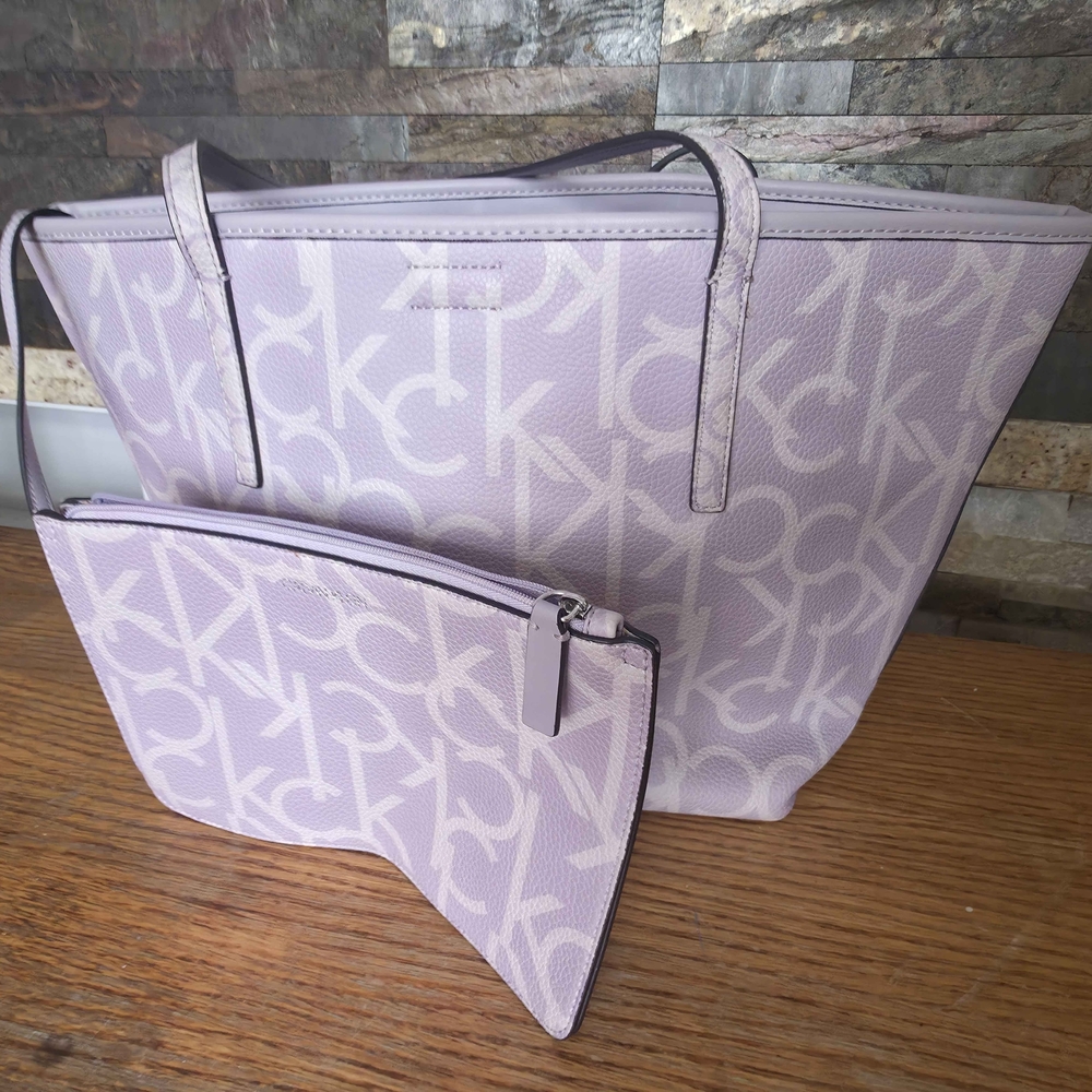 Calvin Klein Light Purple Tote and Pouch Set - Picture 1 of 2
